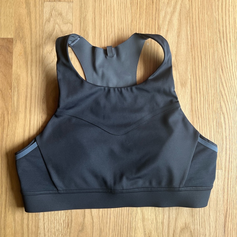 THREE IN A BUNDLE Brooks 3 pocket bras, size 36 A/B
